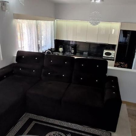 Ixian House Apartment Esterno foto