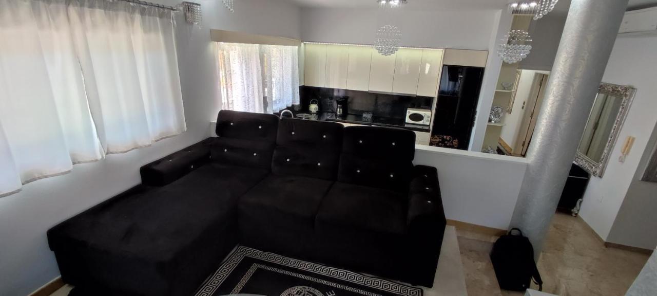 Ixian House Apartment Esterno foto